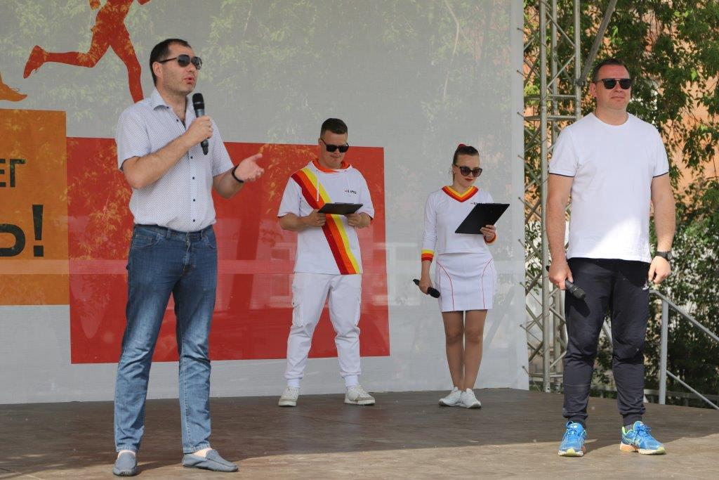 Фото - «Никакого онлайна»: в Нижнем Тагиле прошёл седьмой благотворительный забег «Дай пять!»